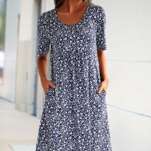 Summer Shift Dress Blue Floral-Print size M, NWOT